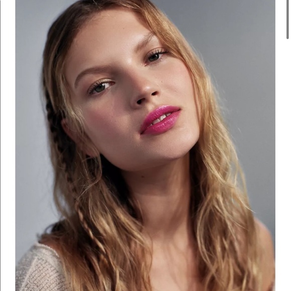 Set of Urban outfitters makeup - Picture 5 of 6